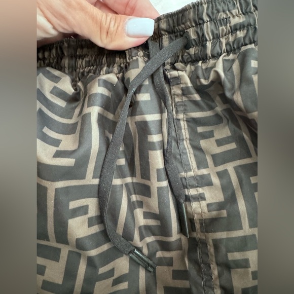 Fendi FF logo swim shorts Size 52 IT - Picture 4 of 7